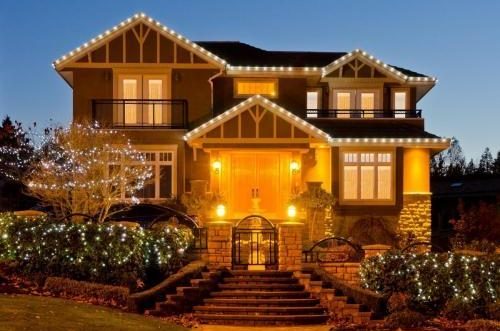 this image shows Christmas lights installation in Folsom, CA